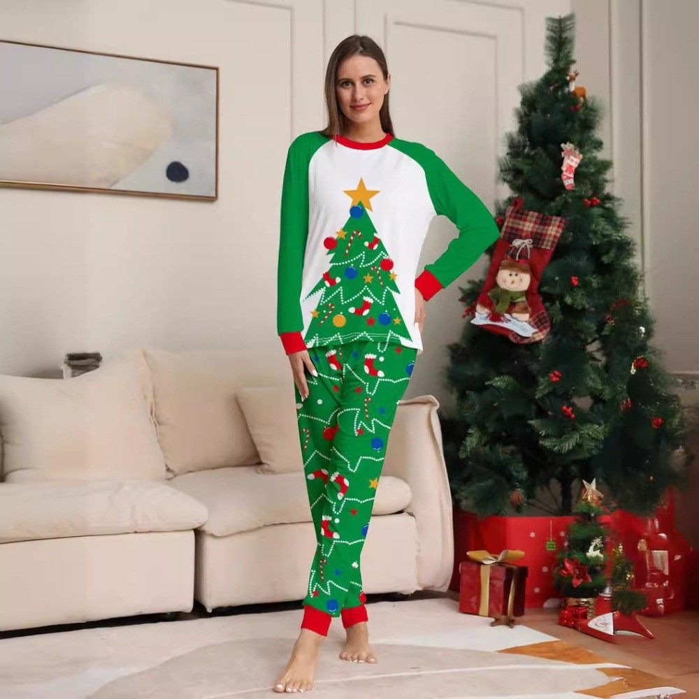 Long Sleeve Christmas Pyjamas  - Family Tree Print recension och pris
